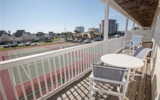 Sandpiper Cove Tennis Villas by Holiday Isle