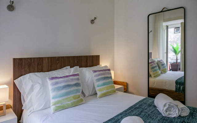 Rent4Days Bairro Alto Apartments