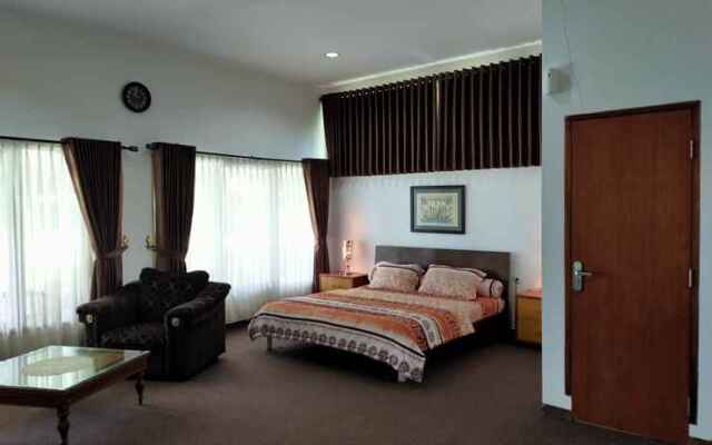 Avina Lembang