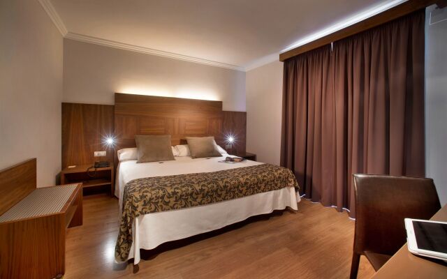 ibis Styles Figueres Ronda