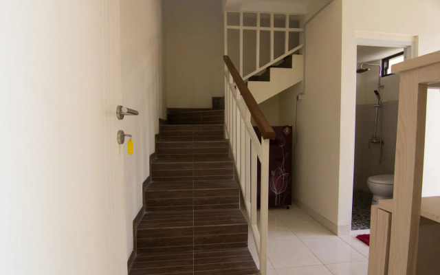 RedDoorz Mayjen Sungkono