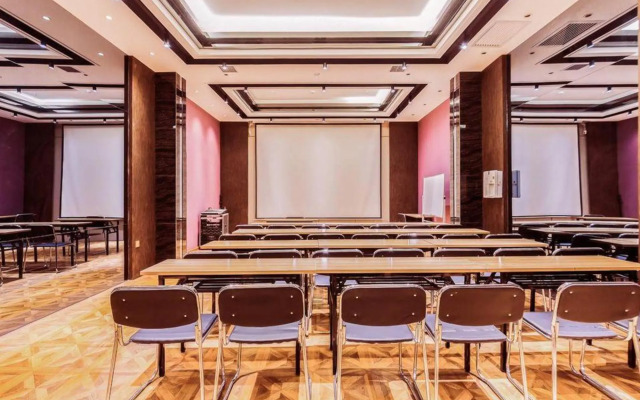 Meet hotel