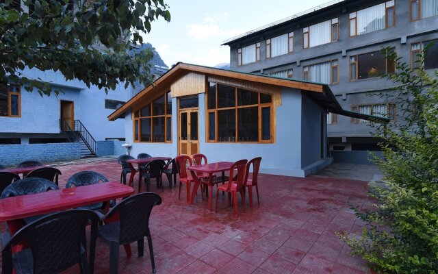 OYO 15699 Hotel Conifer