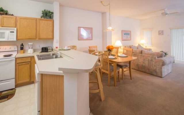 Ahmad's Lake Berkley Townhouse