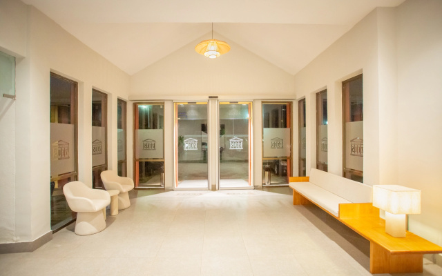 Hotel Zeus
