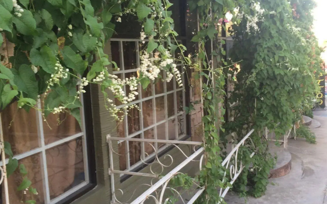 Supreeya Guesthouse - Hostel