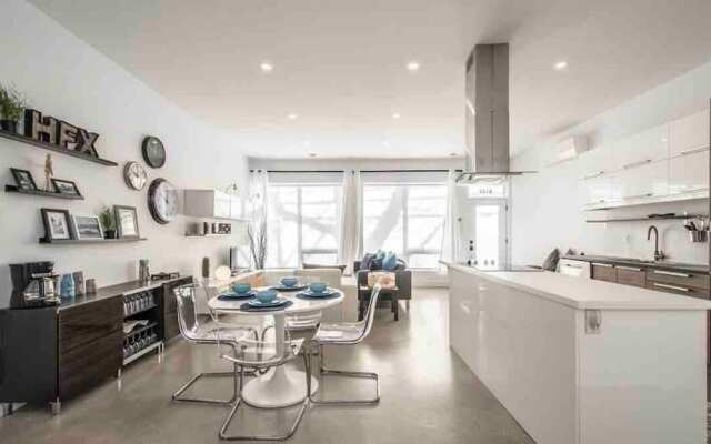 Luxury 2 Bedroom Apartment Downtown Halifax - Free Parking