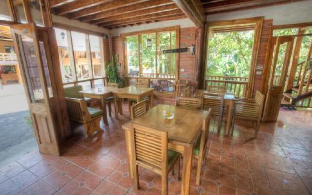 Dragonfly Inn B&B Mindo