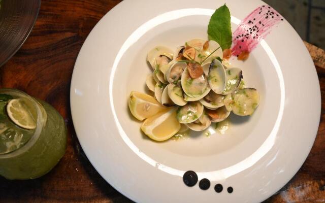 Saman Boutique Hotel & Residences