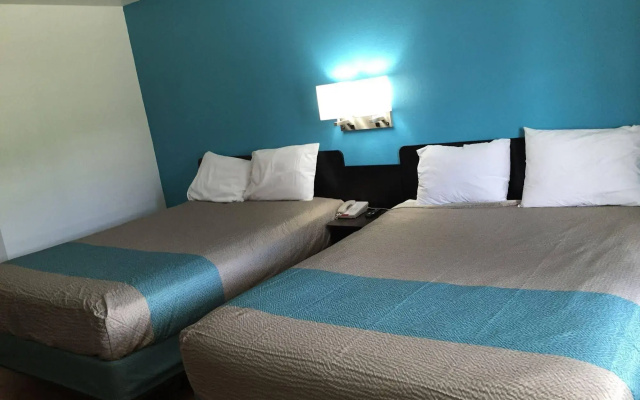 Motel 6 Prairie Du Chien, WI