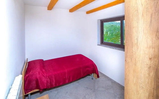 Beautiful Apartment in Policastro Bussentino With 3 Bedrooms and Wifi