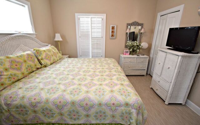 Skipper House by RedAwning