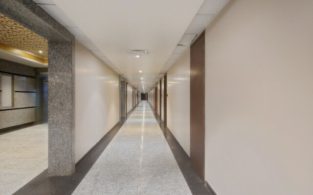 Collection O 132 New Aatish Market