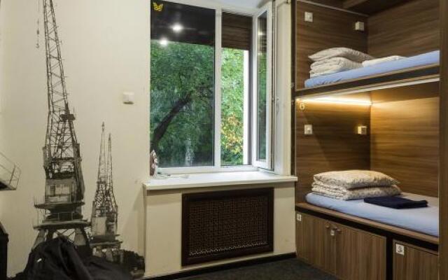 Anchor Park Capsule Hostel