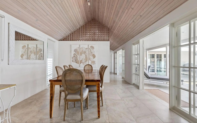 Dwyer St Hamptons Haven