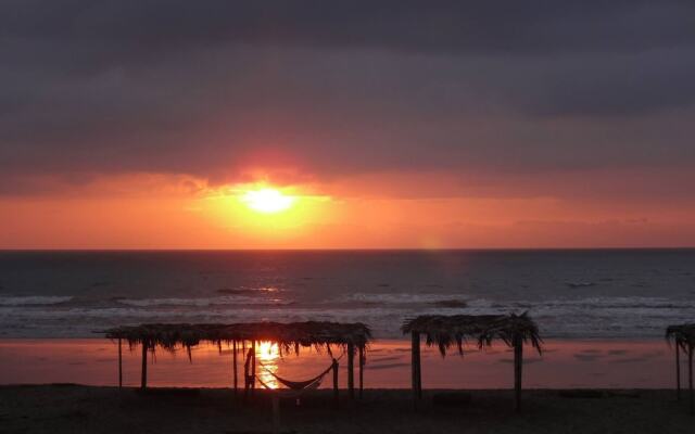 Sundown Beach Hotel
