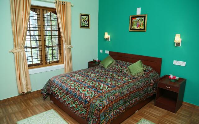 Room-1 Bedroom With Balcony Mountain Vie