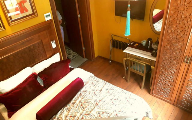 Merial Hotel