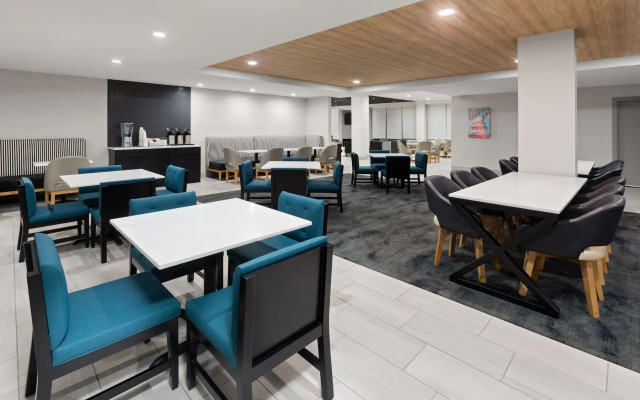La Quinta Inn & Suites by Wyndham Washington DC-Capital/NoMA