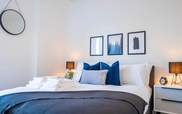 The Interchange Apartment by Opulent