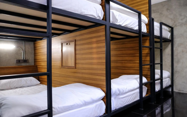 Baan Lung Poshtel - Hostel