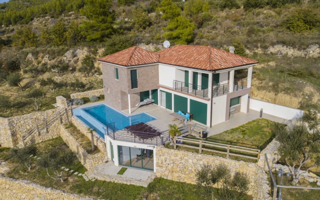 Royal Villa