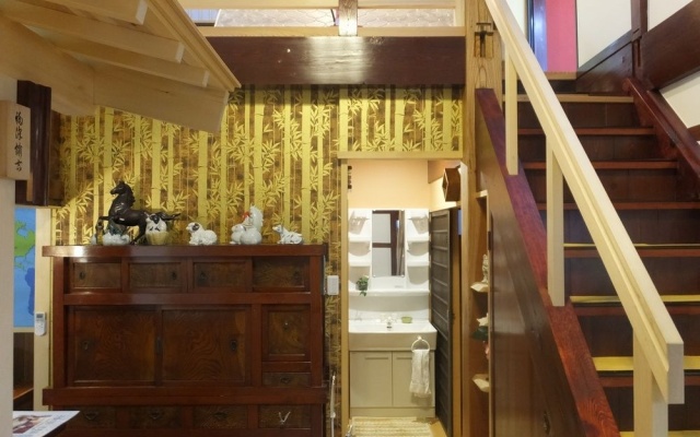 Guesthouse Mikkaichi - Hostel – Lobby – Komatsu