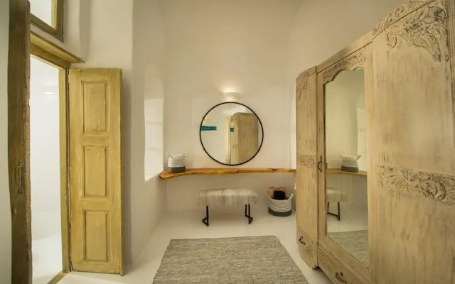 Nano Oia Villas