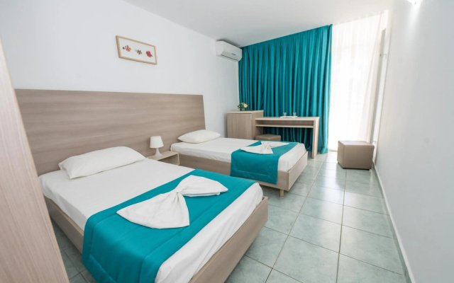 Hotel Favorit