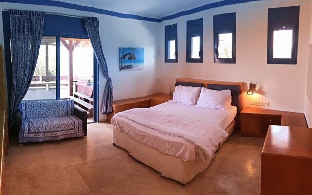 Ocean View With a Pool - 5 Bedroom House