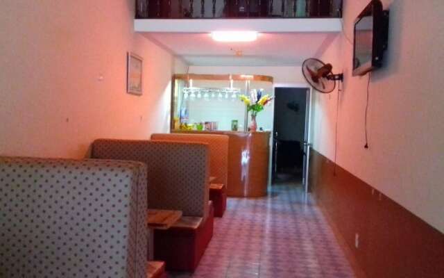 Phu Minh Hotel - Hostel