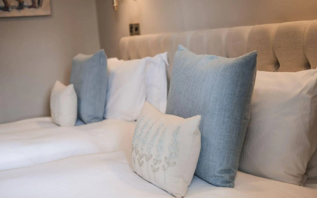 The Swan Hotel