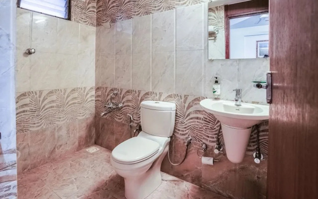 Capital O 48482 Hotel Tribecca Inn