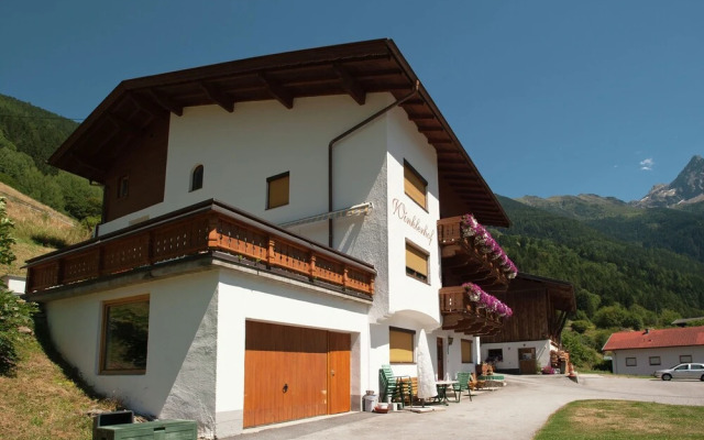 Beautiful Apartment in Otz With Garden