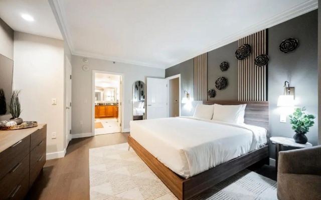 Fallon Luxury Rentals at The Signature