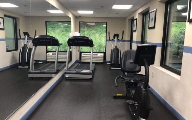 Holiday Inn Express Hotel & Suites West Chester by IHG