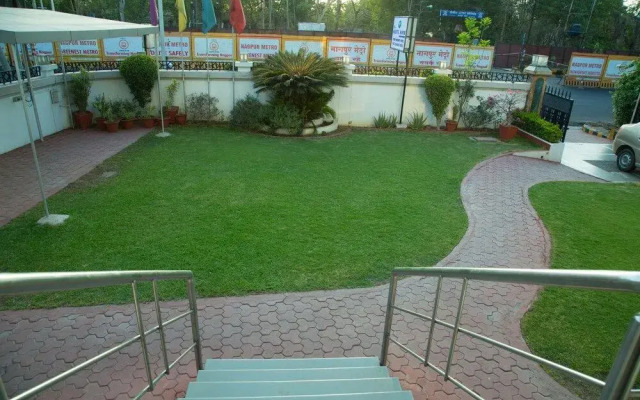 JK Rooms 117 The Majestic Manor