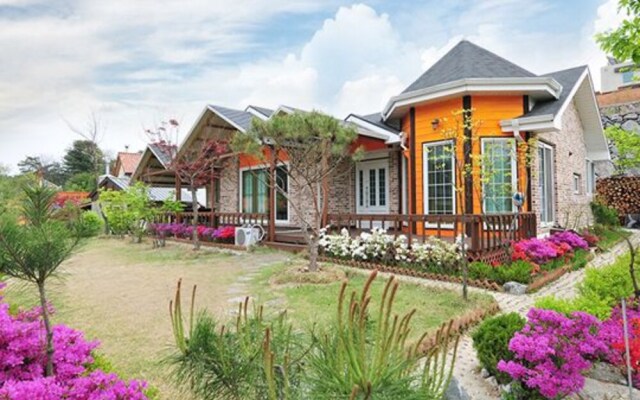 Gapyeong Mountain Cross Pension