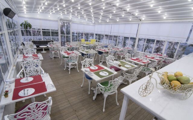 Buyukada Cankaya Hotel