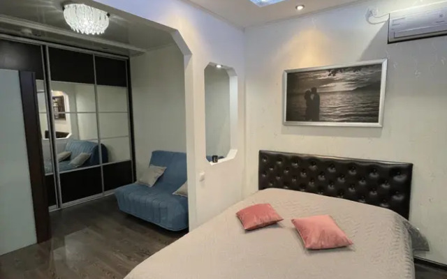 Infinity of Days (Инфинити оф Дэйс) на улице Карла Маркса