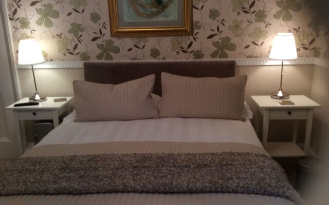Hedley Villa Guest House