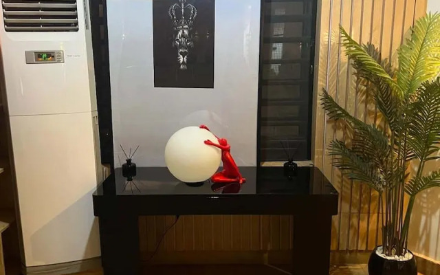 Az Kings Hotel And Apartment