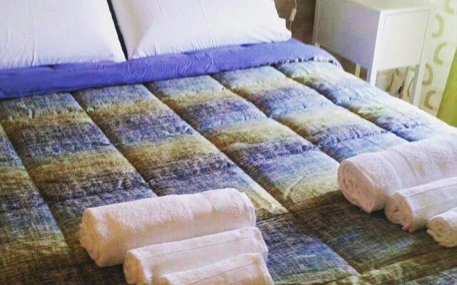 Zevi Home Bed and Breakfast