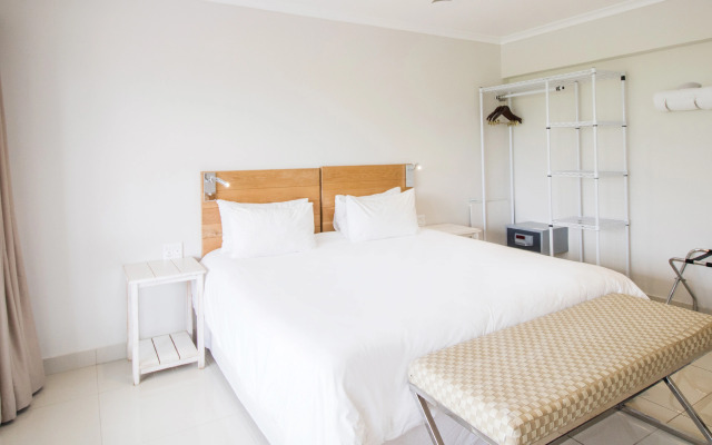 Mouille Point Village