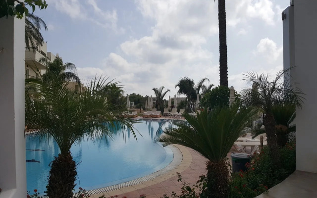 Pefkos Blue Hotel
