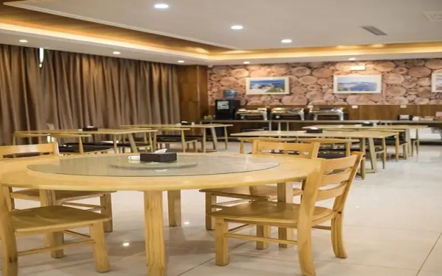 GreenTree Inn Qingdao Jiaozhou Jiaoping Road Aviation Industry Park Express Hotel