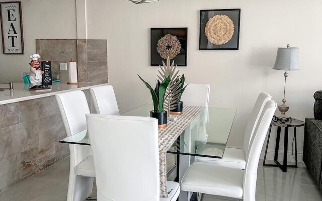 Elegant & Luxury Apartment Close Disney