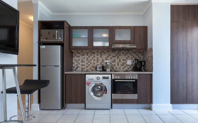 Four Seasons 801 by CTHA