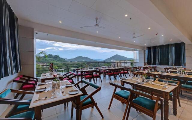 Click Hotel Suryaprakash