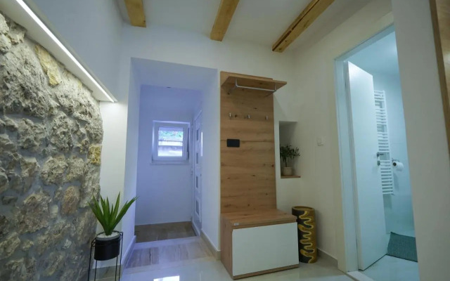 Apartment Ispod ure